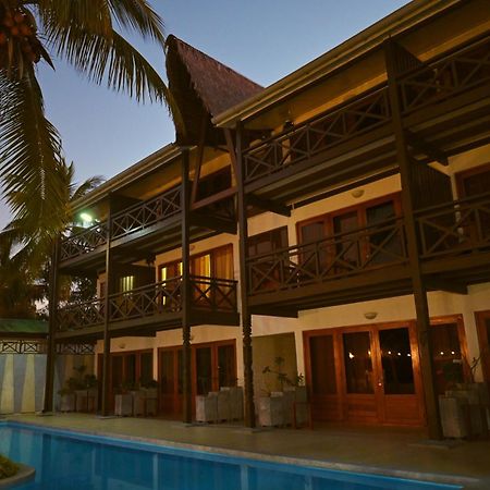 Hotel Baobab Cafe Morondava Εξωτερικό φωτογραφία