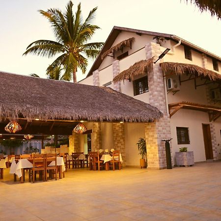 Hotel Baobab Cafe Morondava Εξωτερικό φωτογραφία