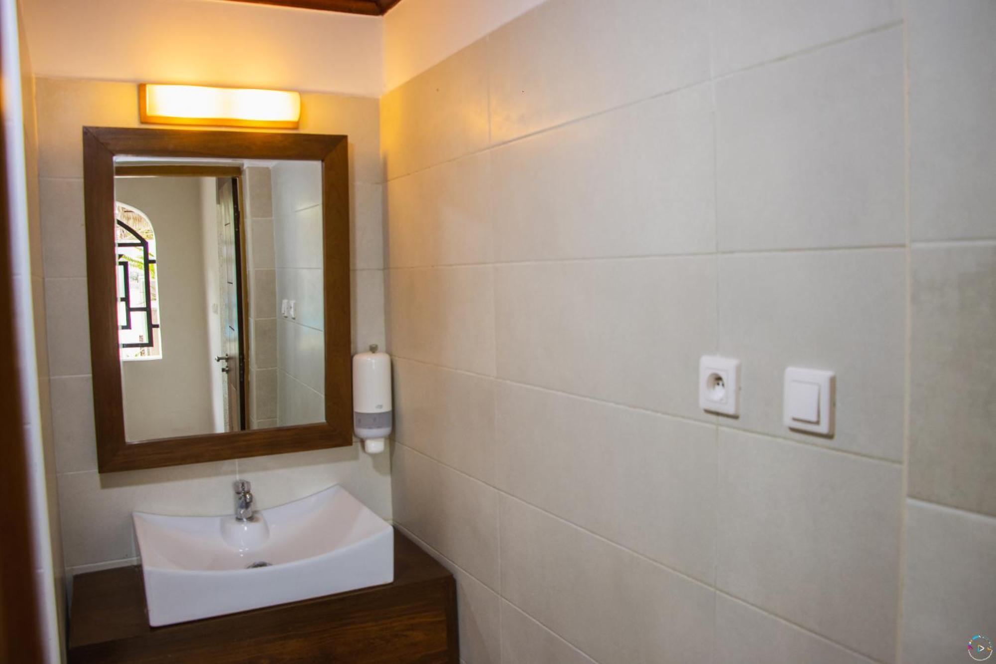 Hotel Baobab Cafe Morondava Εξωτερικό φωτογραφία