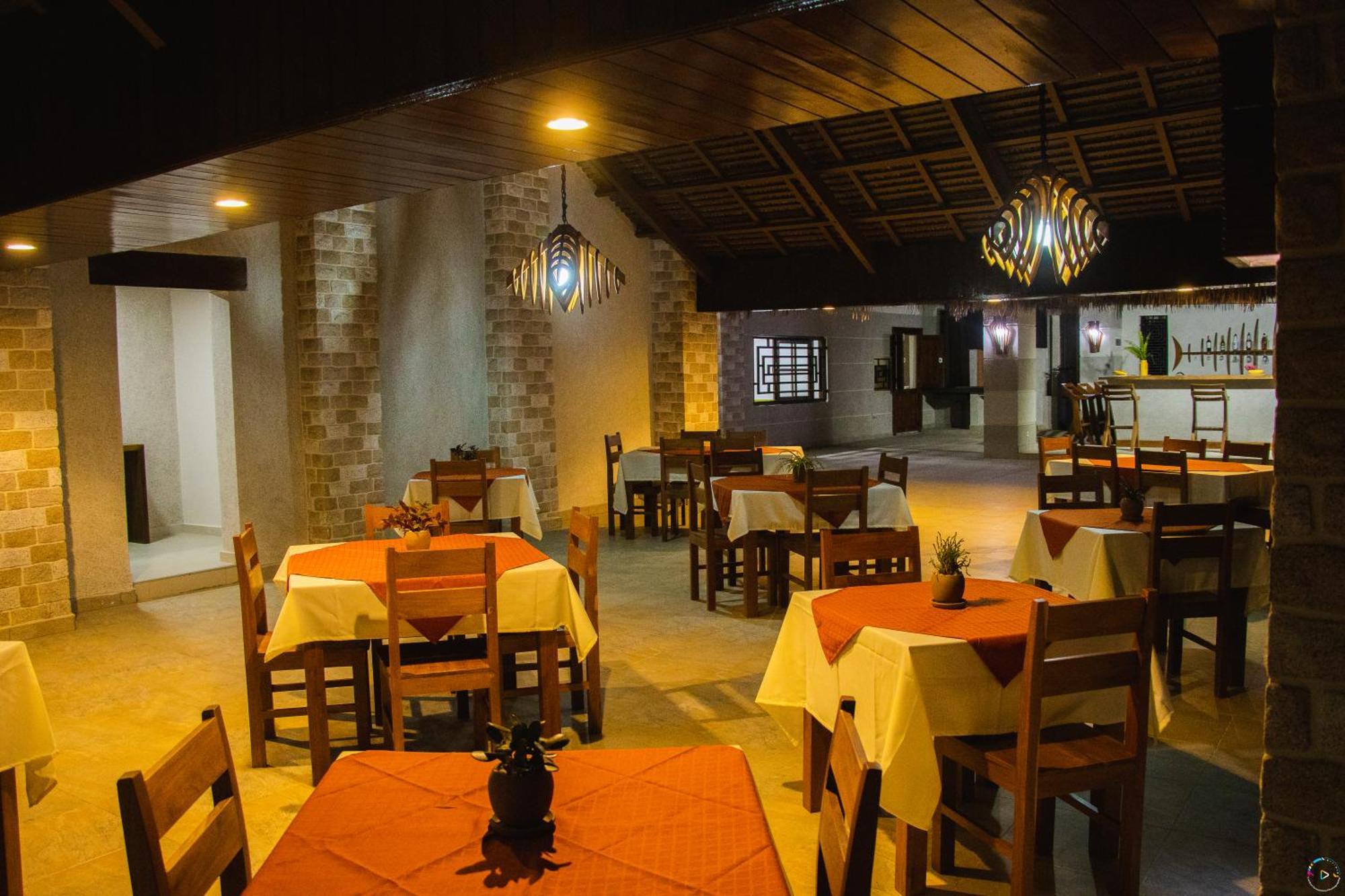 Hotel Baobab Cafe Morondava Εξωτερικό φωτογραφία
