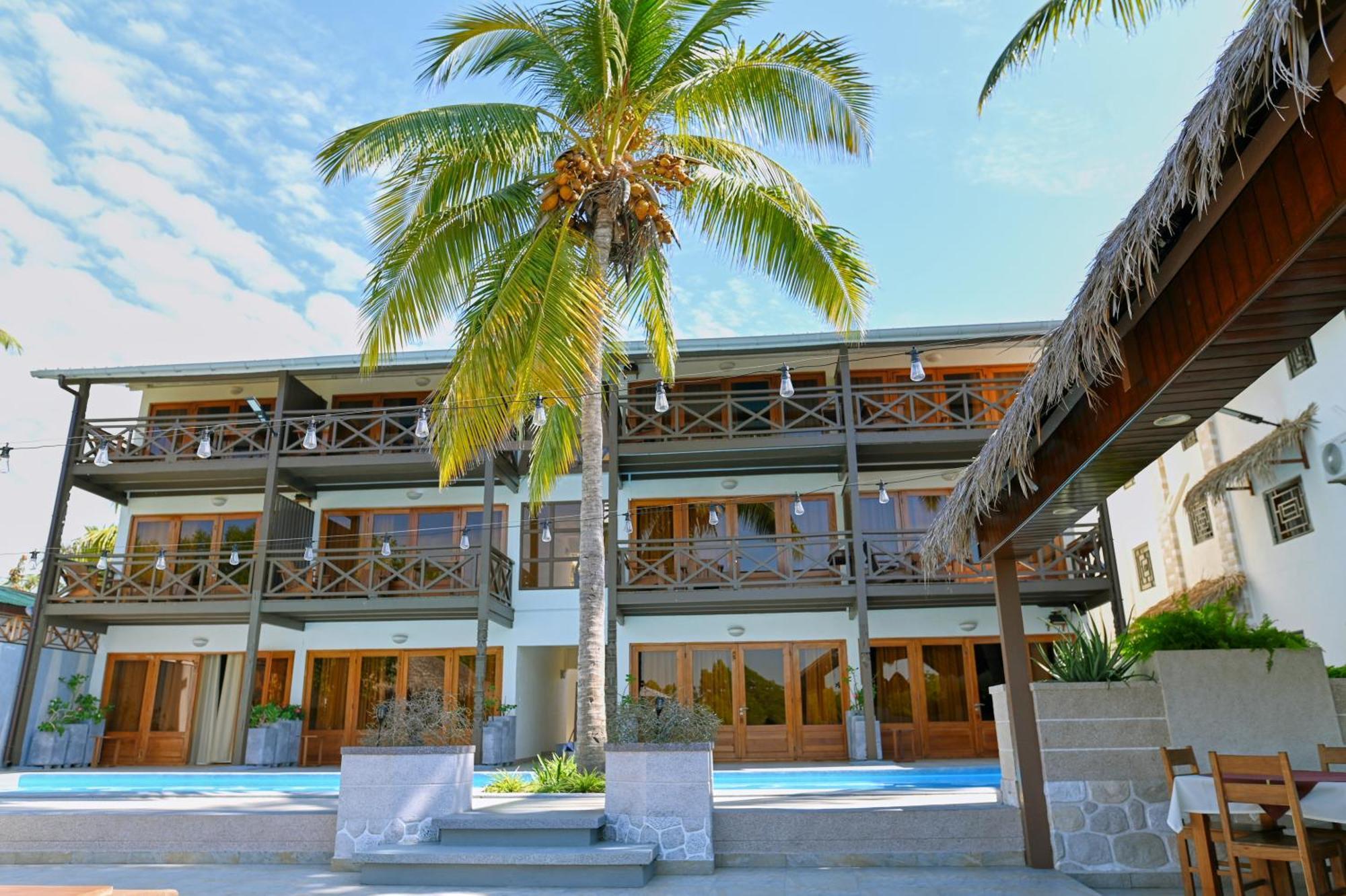 Hotel Baobab Cafe Morondava Εξωτερικό φωτογραφία